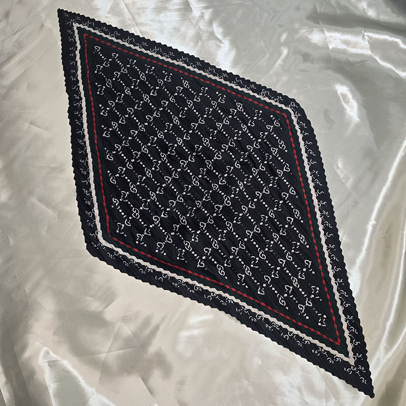 دستمال گردن پلیسه و مینی اسکارف طرح گوچی