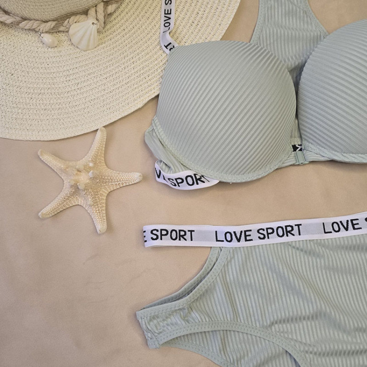 ست شورت و سوتین زنانه Love Sport جلو بازشو