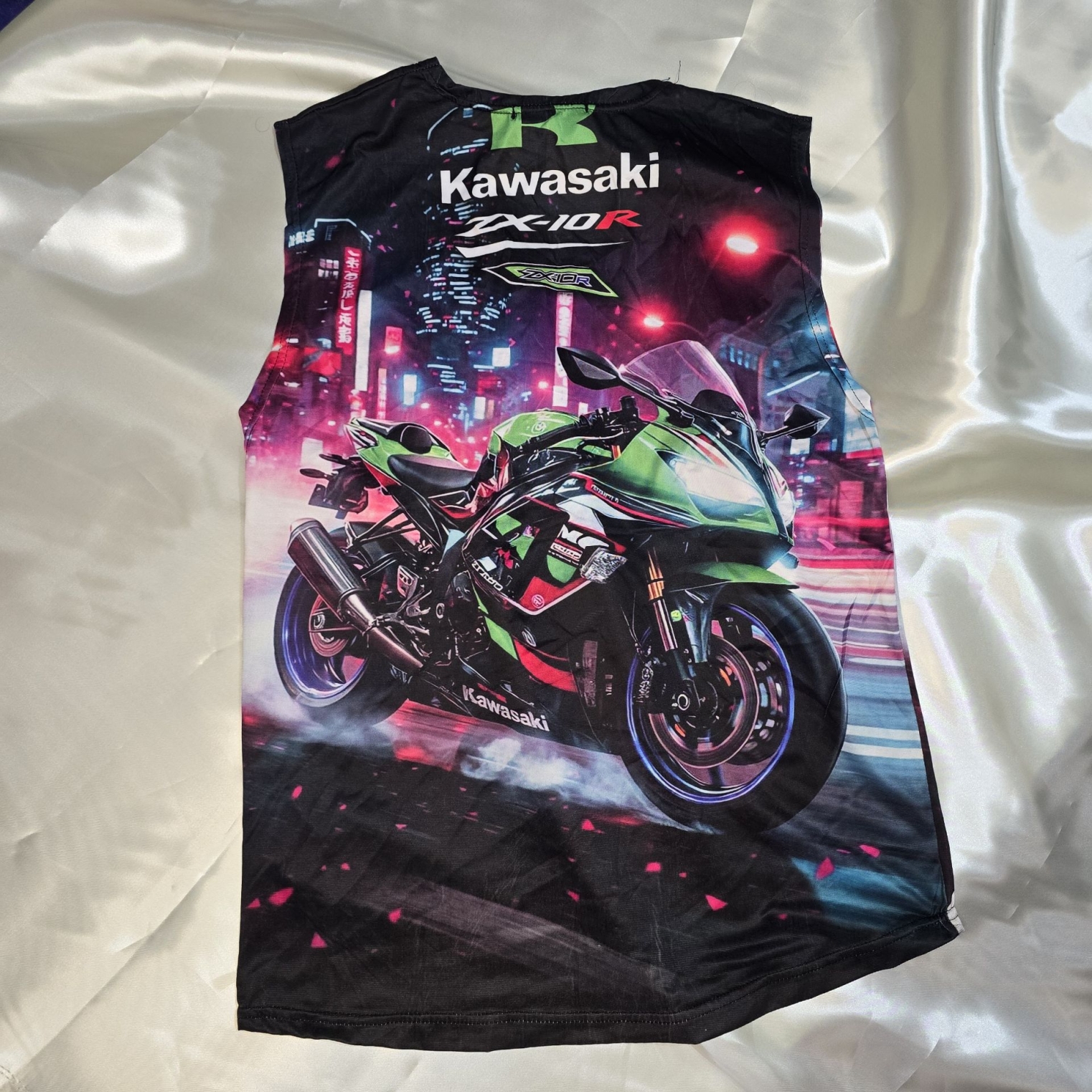 ست تاپ و شلوارک مردانه دورو چاپ با چاپ دیجیتال HD، جنس فلامنت نانو ضد بو و ضد باکتری، فری سایز مناسب ۴۰ تا ۴۶، مناسب باش